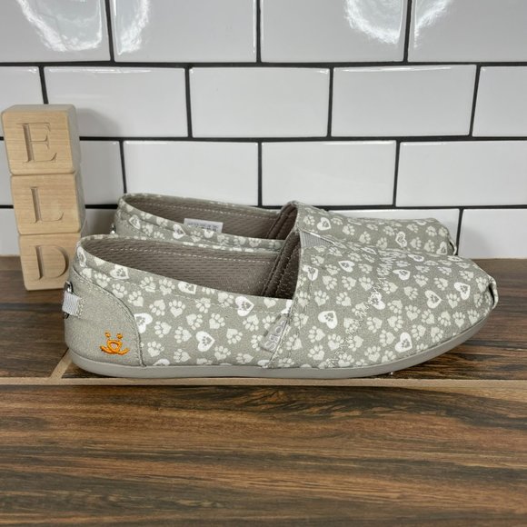 BOBS from Skechers Plush Finger Paint Slip On Shoes Taupe Canvas 31327 Womens 6 - Picture 3 of 10